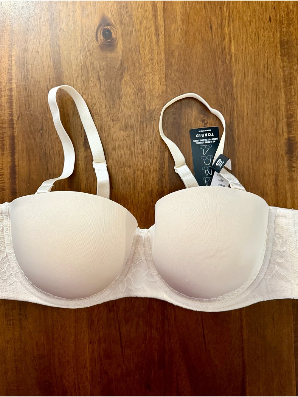 Torrid Strapless Convertible Lace-Trim Bra in Cream